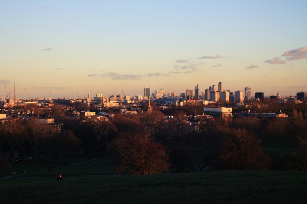 Winter sunset on London 