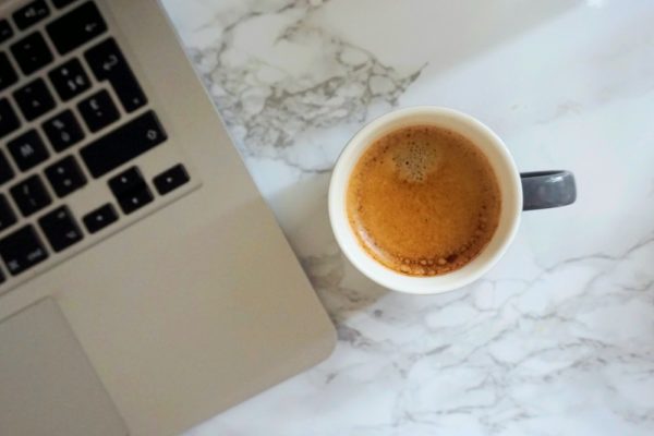 Coffee marble table laptop_1000x749 Coffee marble table laptop_1000x749