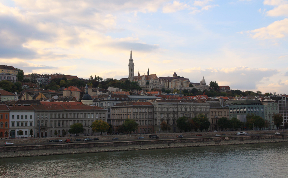 Buda depuis le pont aux chaines