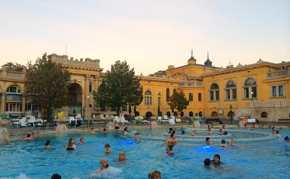 bains szechenyi 2