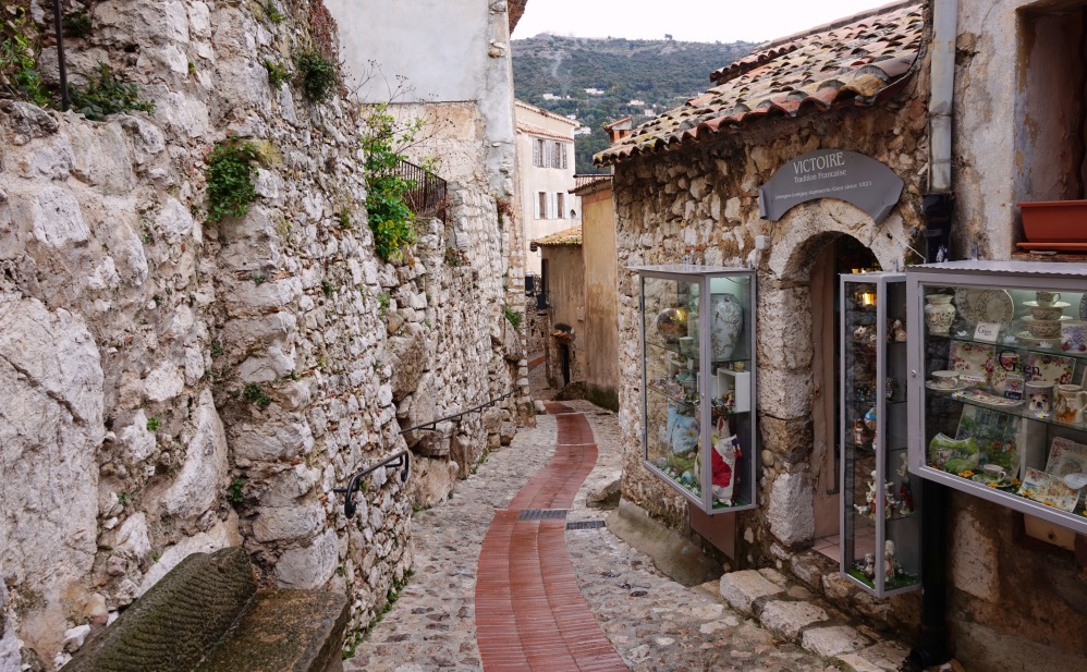 Eze ruelle 2