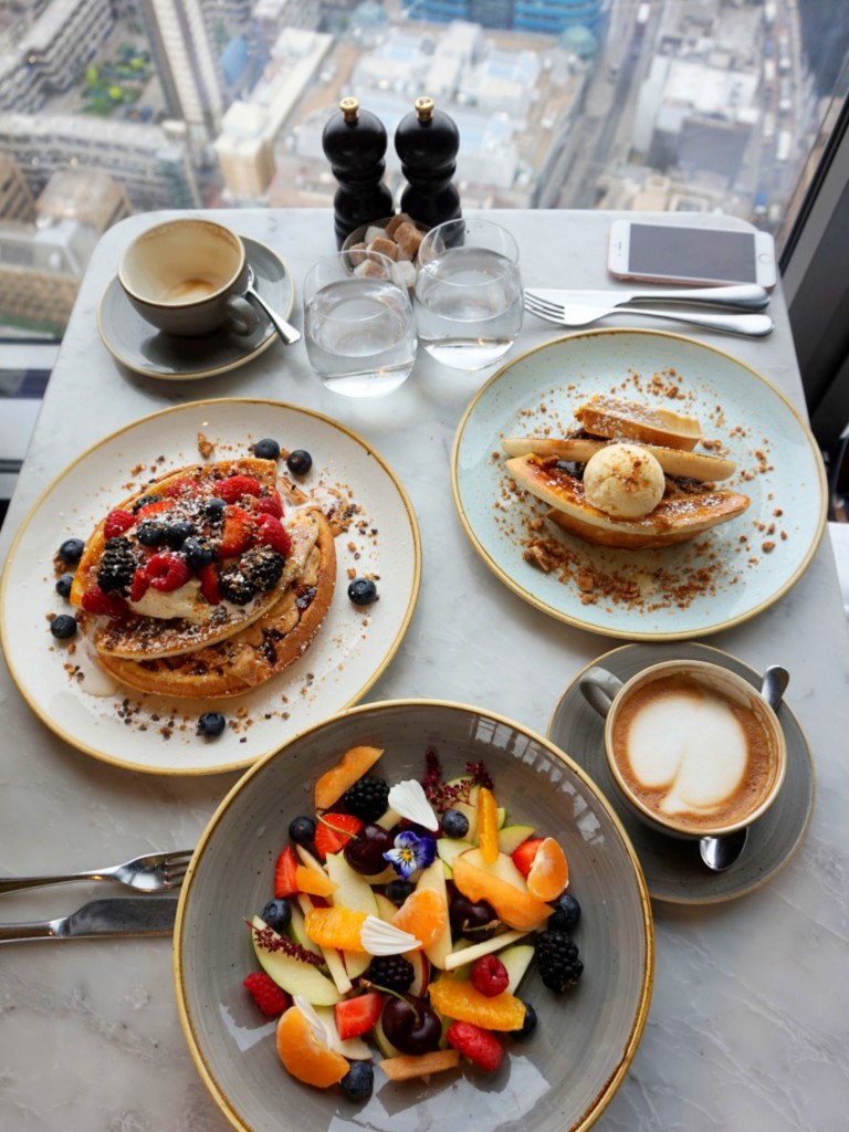 Brunch-Duck-and-Waffle-11